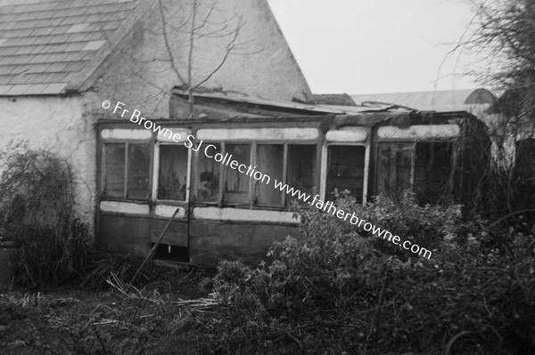 LARTIGUE (MONORAIL) DERELICT COACH